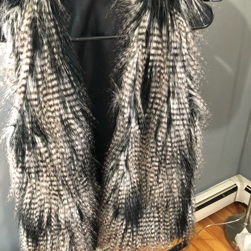 Fur vest from H&M size 8